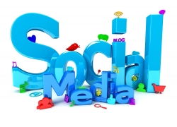 social media的利弊英语作文，social media翻译
