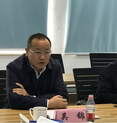 吴锦哪一年去荆州的