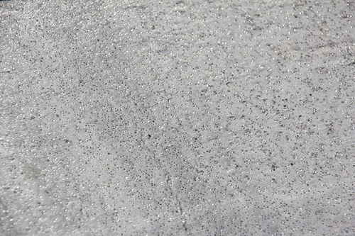 工业上可以用纯碱来制烧碱吗?如果能请写出制法