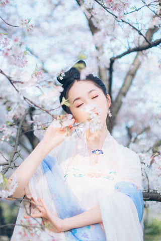 佳人如玉什么意思，佳人如玉小说作者火柴