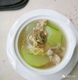 营养蔬菜汤如何做,便宜又营养,小孩和老公喝不够呢?