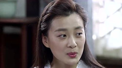 横挑鼻子竖挑眼成语