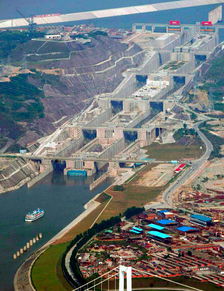 三峡船闸连通器，三峡船闸收费标准