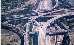 匝道是什么样的路图片，高速路口匝道是什么