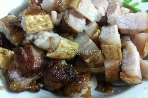 五花肉又被称为三层肉,五花肉分为三肥两瘦和两肥三瘦吗?