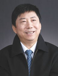 周力军的简介: