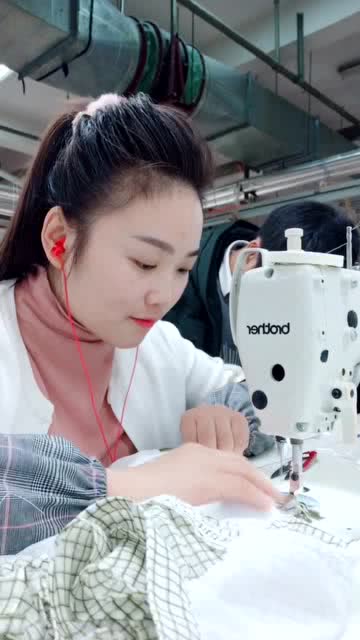 痴心爱人的原唱