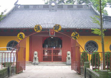 杭州适合女士静修的寺庙