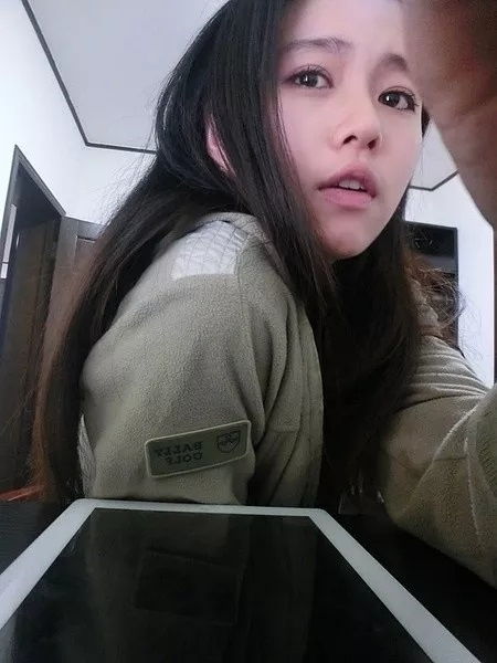 你的样子小提琴美女是谁