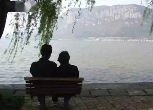 待到山花烂漫时，待到重逢时泰剧免费观看完整版