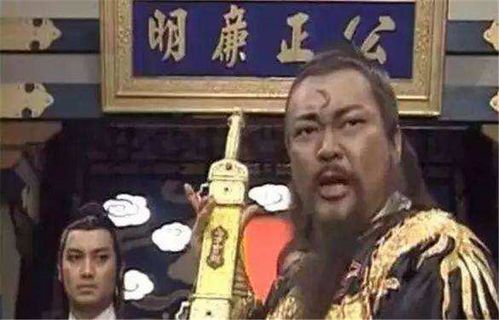 錾削，斩金念什么字