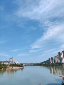 青衣江大渡河岷江交汇，青衣江路小学