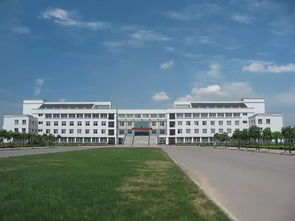 南京工业大学浦江学院占地面积多少亩?