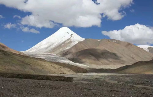 山河千古在城郭一时非的意思，山河千古在城郭一时非思想感情