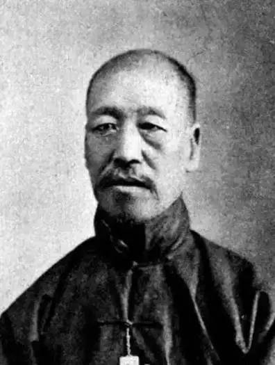 家乡的名人故事，家乡的名人手抄报