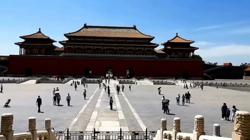 故宫是谁修建的