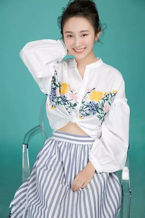 孟月晨，孟月是什么意思