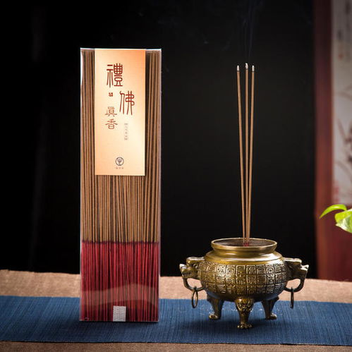 上香的三支香代表什么