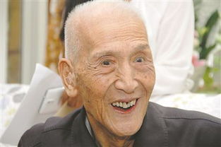 张玉华为什么叫他布衣将军