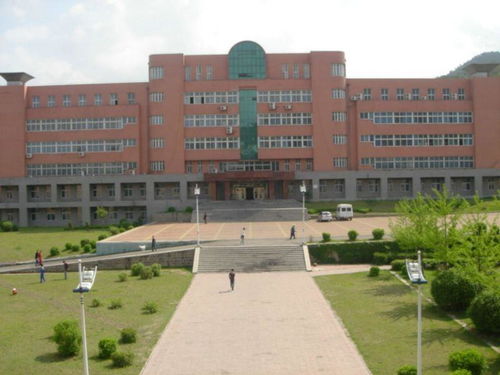 辽宁科技大学在哪个区
