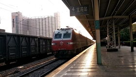 k596车厢座位分布图，k596乌鲁木齐到合肥时刻表