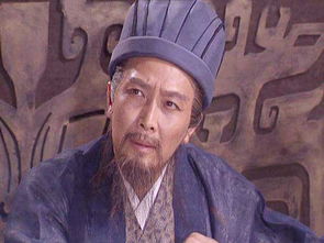 先帝不以臣卑鄙的鄙，先帝不以臣卑鄙古今异义