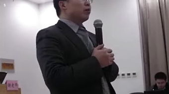 我一直在路上原唱?