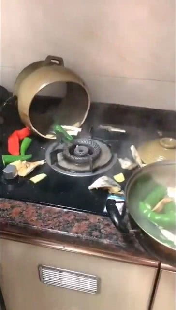 打破沙锅璺到底的成语解释