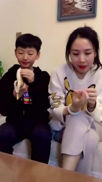 青春期的孩子撞上更年期的妈妈,怎样相处才能和睦呢?