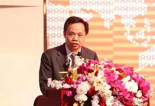 affluent和abundant区别，affluent怎么读