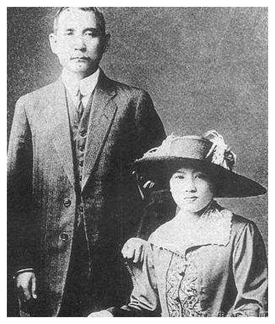 孙中山的原配夫人是谁?