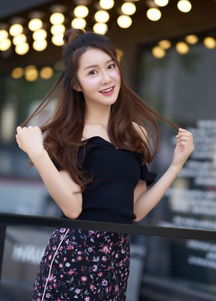 许奕的介绍