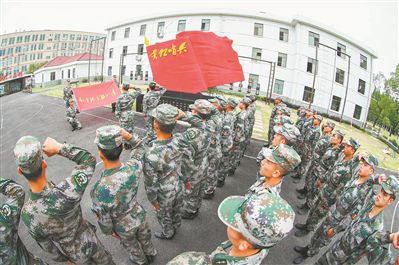 南京路上好八连在哪里