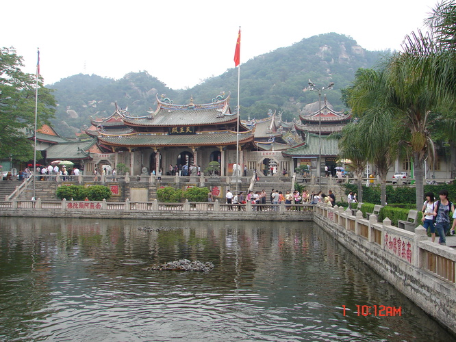 南普陀寺在厦门哪个区，南普陀寺电话