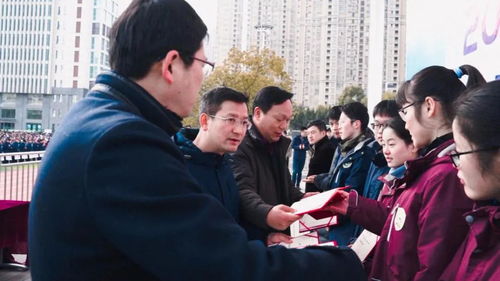 褒奖的意思解释，褒奖词是什么意思