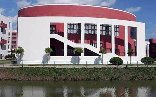 上海工艺美术职业学院官网登录，上海工艺美术职业学院官网招生