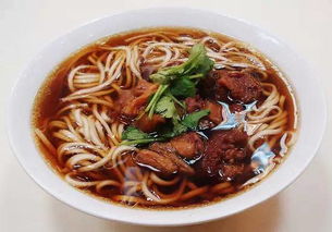 加州牛肉面汤料配方，加州牛肉面的牛肉是怎么做的