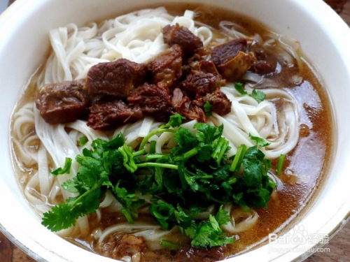 美国加州牛肉面好吃还是李先生好吃