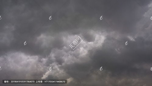 乌云之上，乌云密布