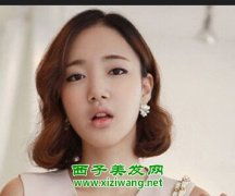 “待我长发及腰”原文全诗翻译是什么?