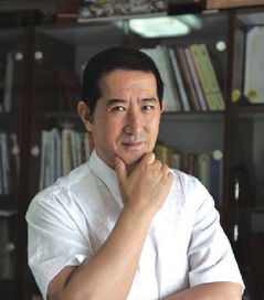 冯冰主持人，冯冰清