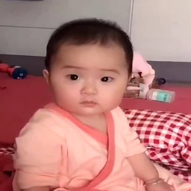 1.用一系列动词描写,从早晨起床到准备早餐到送你出门到迎你回家写一篇5