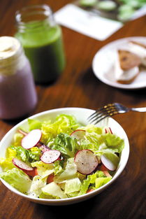 揾食艰难读音，揾食艰难粤语神曲