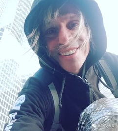 阿兰·罗伯特的攀爬小记