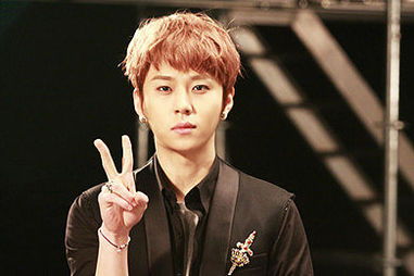 具荷拉龙俊亨分手 分手后遇到了渣男