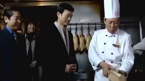 哥哥怕弟弟成语谜打一成语，哥哥怕弟弟打一字是什么字