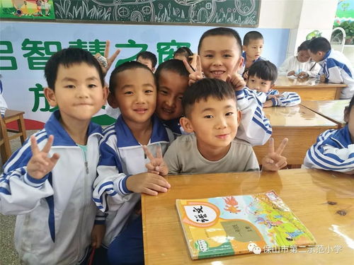 我爱学校朗诵稿，我爱学校手抄报图片