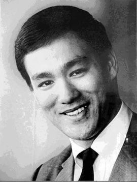 李小龙真实身份是什么?