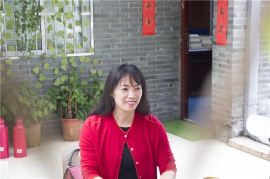 赵美萍简介全家福，赵美萍作家