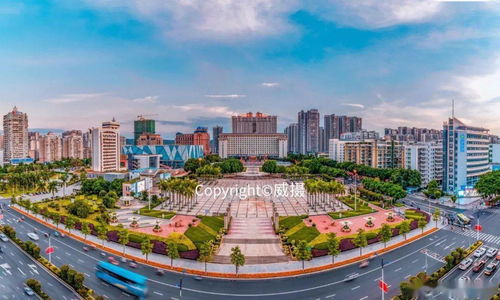 市政广场二级建筑怎么解锁，市政广场只能建一个吗